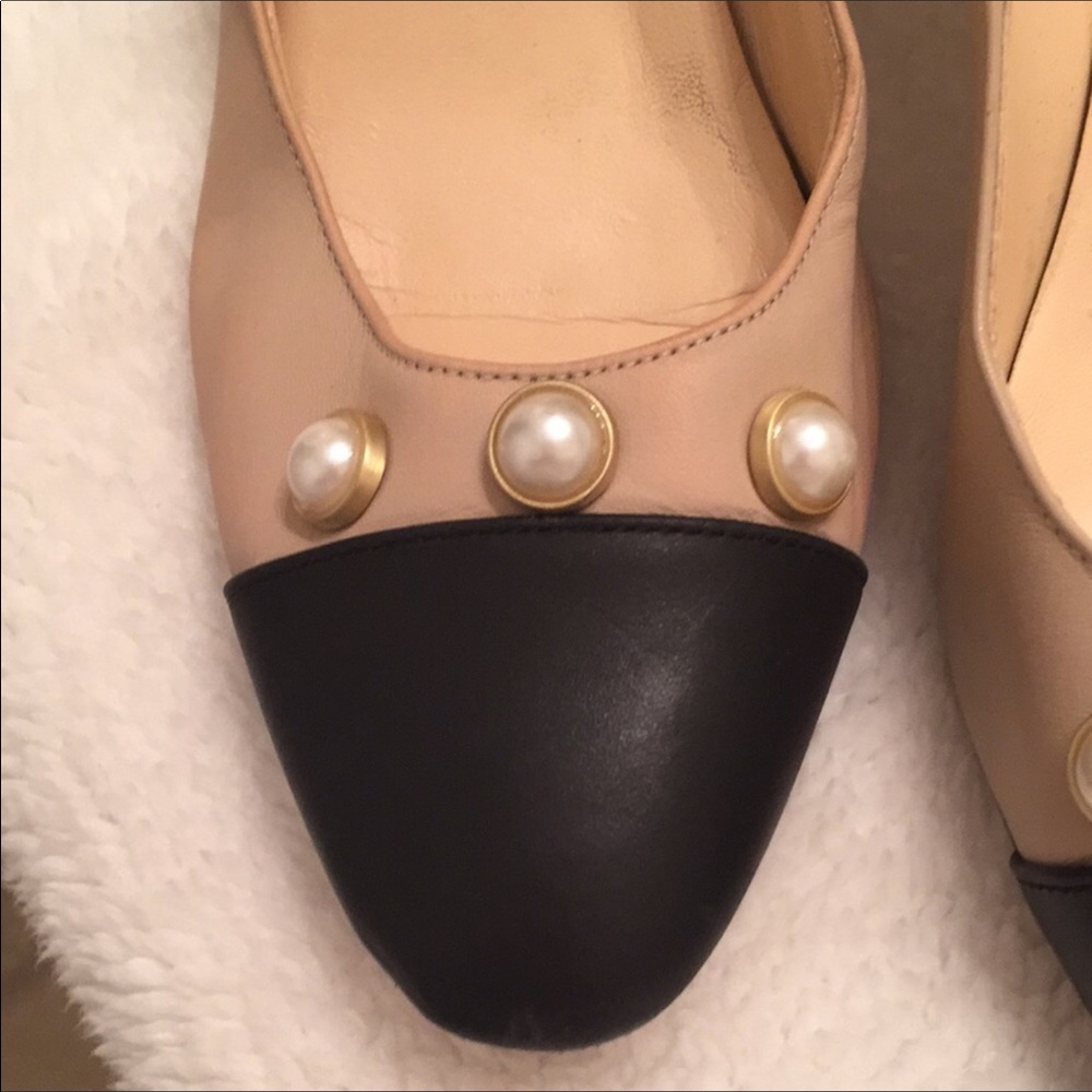 Ivanka Trump Beige and Black Pearl Heels - Picture 4 of 14